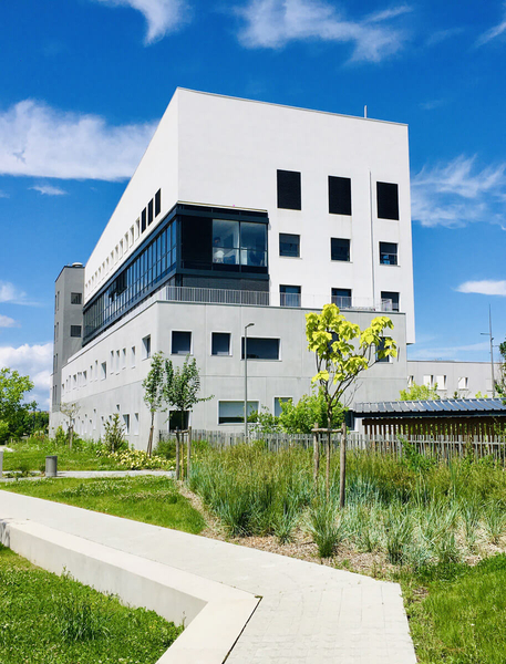 Photo de couverture de Dr Dimitri CAMUS - Chirurgie de l'épaule Bordeaux